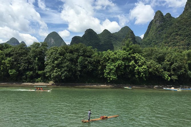 1 Day Li River Cruise from Guilin to Yangshuo with Private Guide & Driver - What to expect from lunch aboard the boat