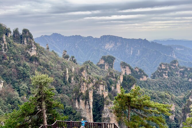 1-Day Private Zhangjiajie Tour to Avatar Mountain & Glass Bridge - The Zhangjiajie Glass Bridge: a dramatic finish