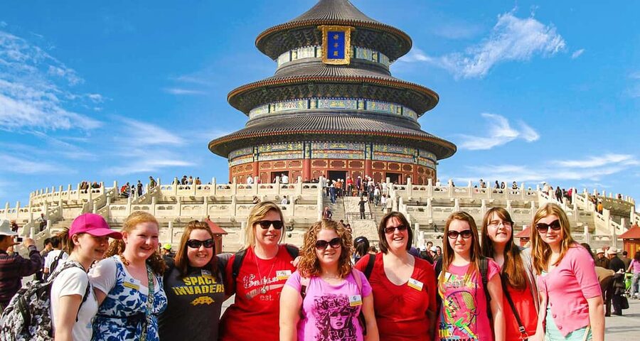 2-Day All-Inclusive Tour: Great Wall, Forbidden City & More - What the guides add to the experience