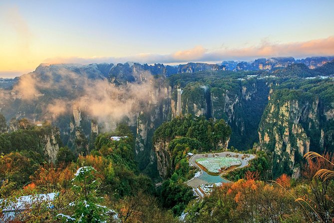 2-Day Mini Group to Avatar Mountain, Glass Bridge and Mt. Tianmen - Should you book the two-day Zhangjiajie route?