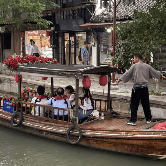 2 Day Private Shanghai Skyline to Watertown & Suzhou Garden - Yu Garden and Shanghai’s older center