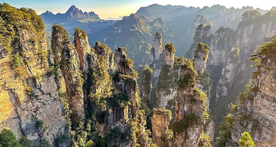 2-Day Private Zhangjiajie Tour Avatar Mountain, Glass Bridge - Tianmen Mountain’s cable car and Heaven’s Gate