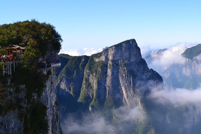 3-Day Private Zhangjiajie Discovery Tour with Glass Bridge - Day one: Golden Whip Brook and the Grand Canyon glass bridge