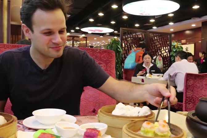 3-Hour Private Night Tour: Beijing Foodie Experience - Tanjianbing and the snack streets around Zhangzizhong