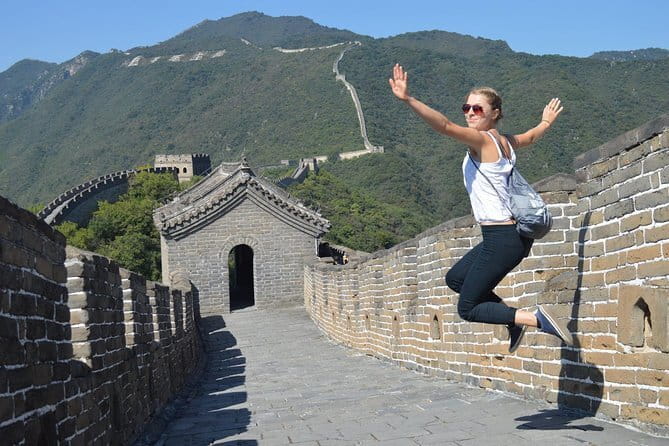 4-Hour Small Group Tour to Forbidden City with Entry Tickets - Choosing Jingshan Park instead of Tiananmen Square