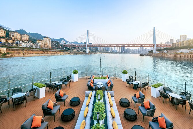 4D3N Yangtze River Cruise: Chongqing to Yichang by Century Cruise - The Shennong Stream excursion at Badong