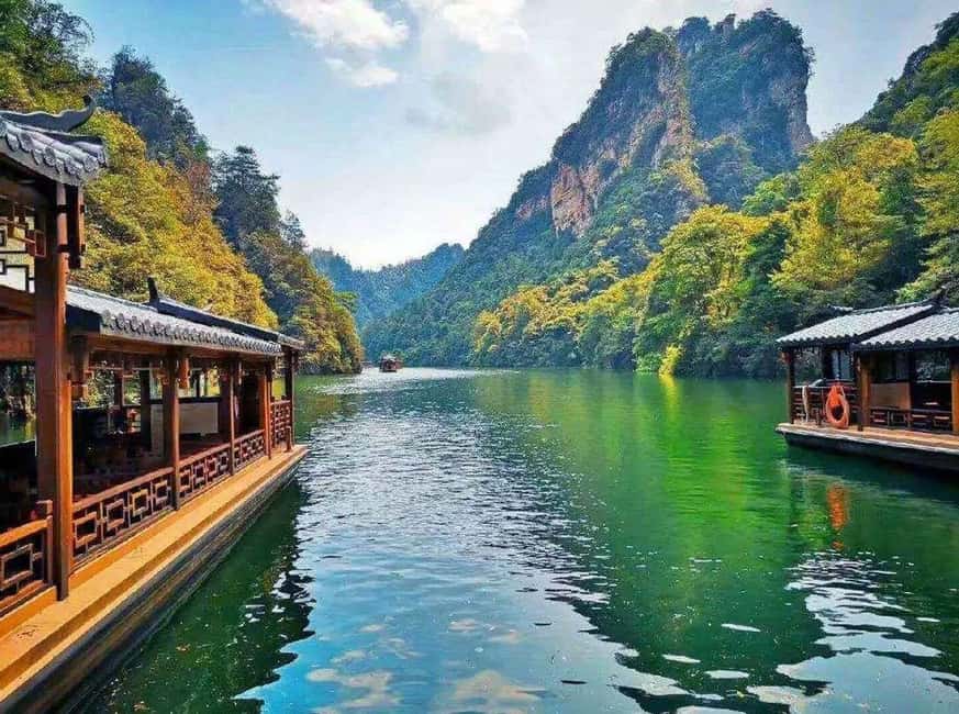 6-Day Private Tour: Guilin Terraces, Fenghuang & Zhangjiajie - Day 3: A lighter day in Zhangjiajie City