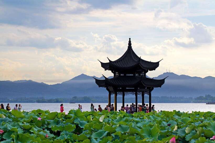 7 hours Hangzhou Tour Itinerary - Booking details worth checking first