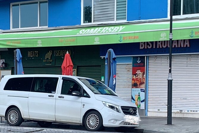 A Private City Tour of Hong Kong with Mercedes-Benz - Stanley Market and Hong Kong’s south coast