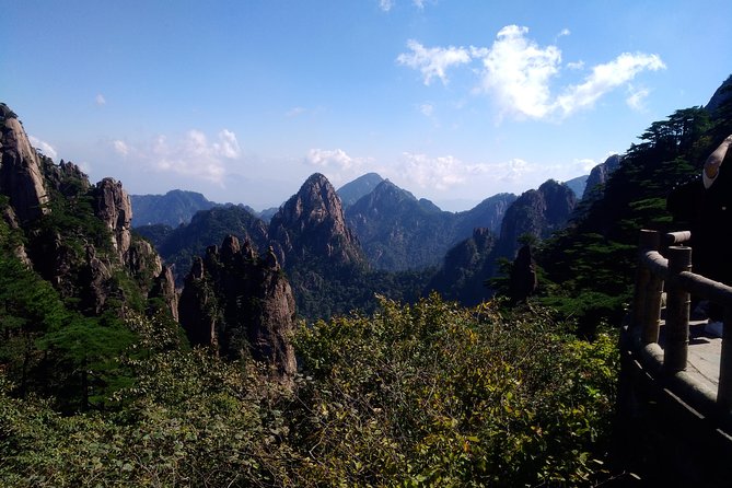 All inclusive Huangshan summit 1 day private tour-No shopping - From your hotel to the Yungu cable car