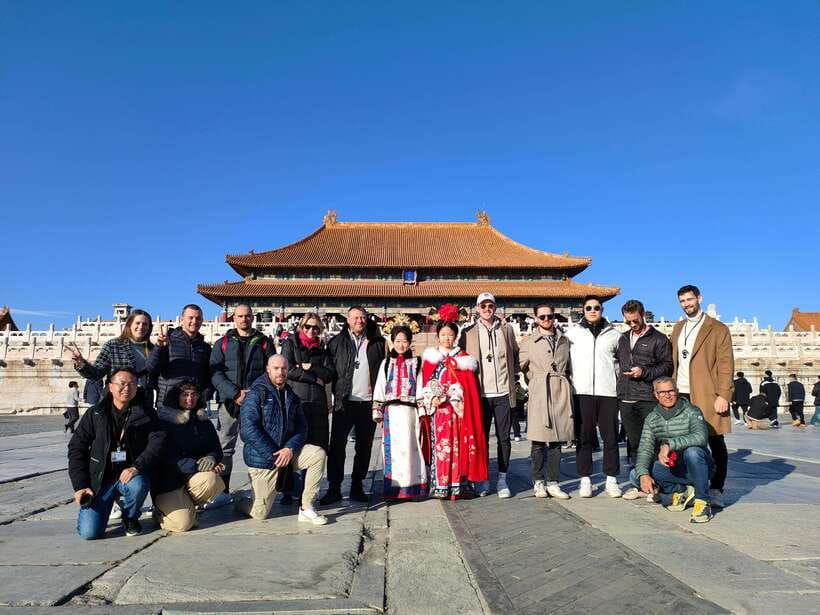 Beijing 2-Day Highlights including Great Wall with Options - Private transfers, subway travel, and the evening-show version