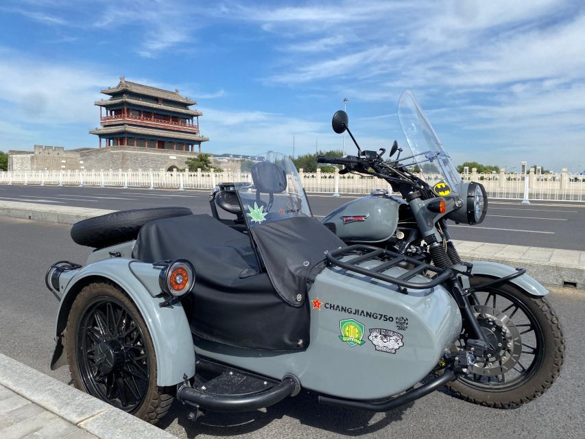 Beijing: 4 hours Discover City by Sidecar - Hutongs, Houhai, and the city at street level