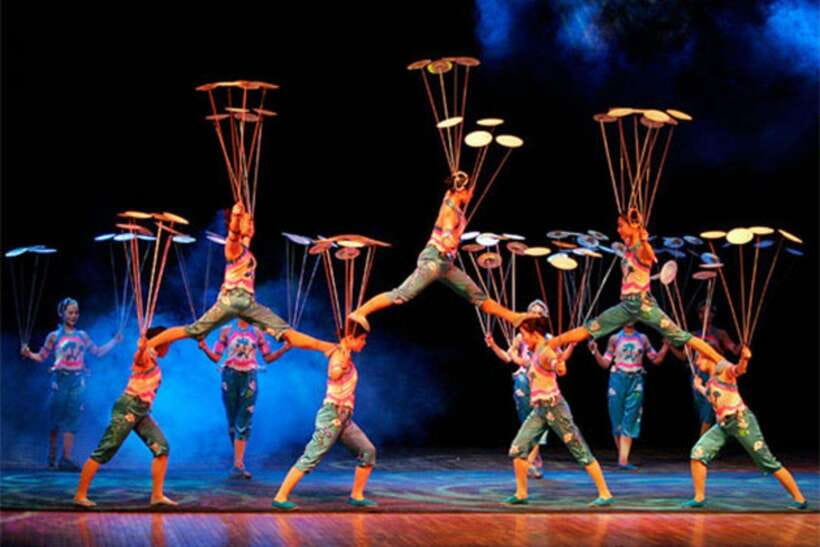 Beijing: Acrobatic Show Tickets Traditional & Modern Fusion - Why this Beijing acrobatic show earns a place in your evening