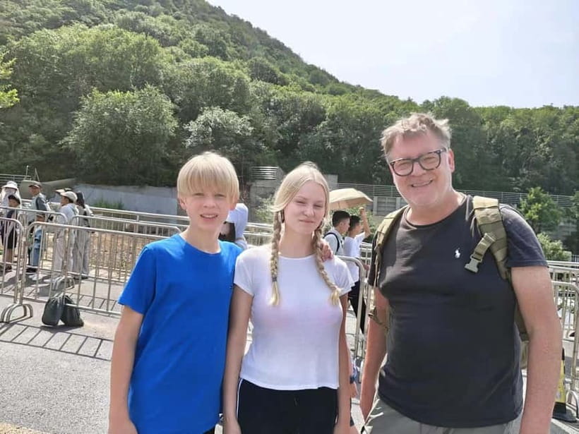 Beijing: Badaling Great Wall Day Tour With Ticket - The 1.5-hour ride north