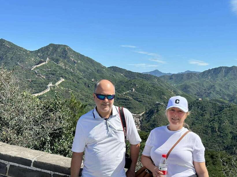Beijing: Badaling Great Wall Private Tour w Language Option - Walking the Badaling Great Wall