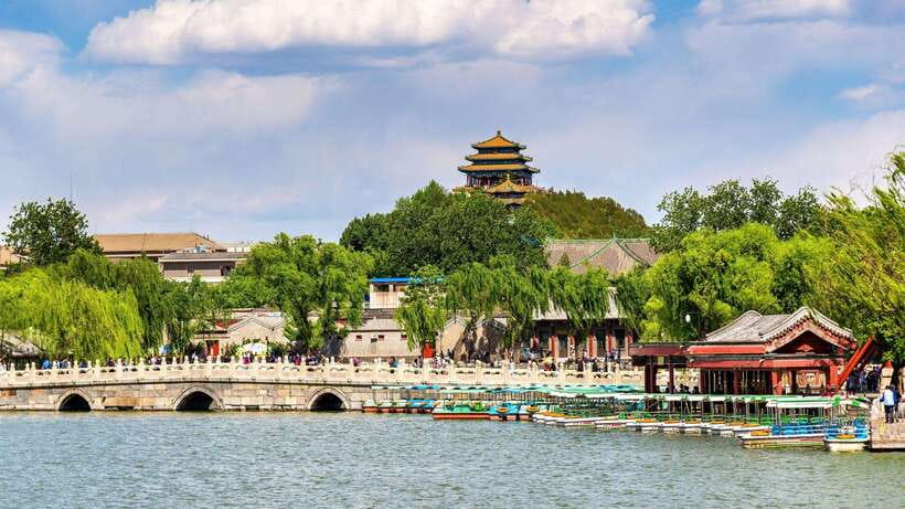 Beijing: Beihai Park Entry Ticket & English PDF Guidebook - Who will enjoy this self-guided visit