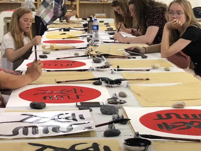 Beijing Calligraphy Class - What happens during the 30-minute or one-hour lesson