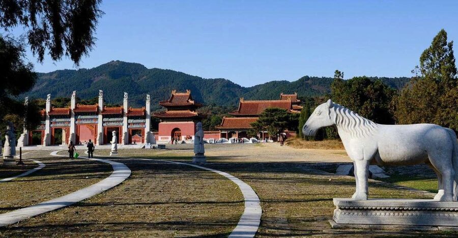 Beijing:Eastern Qing Tomb/Huangyaguan Great Wall/Dule Temple - Eastern Qing Tombs, imperial history on a grand scale