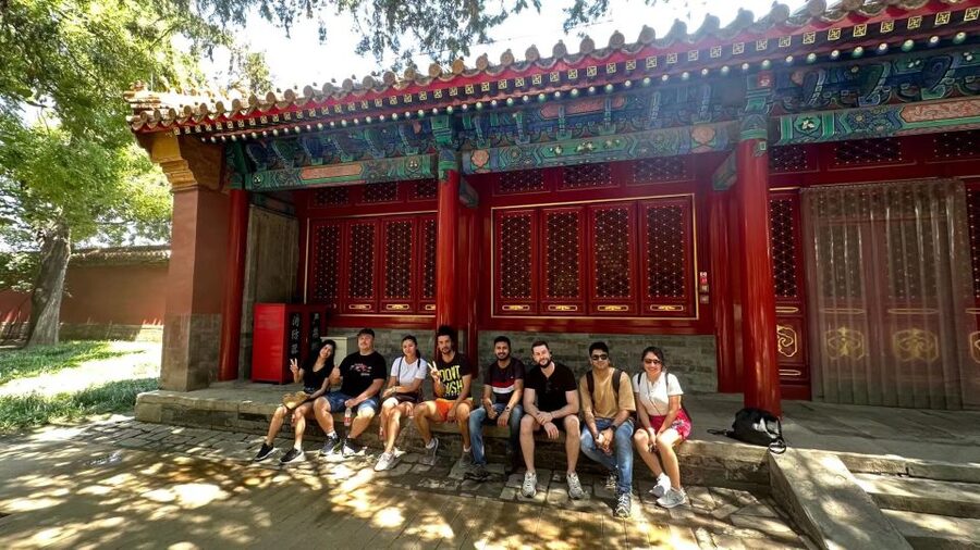 Beijing: Forbidden City Tour(Group/Private)-Tickets Included - Coal Hill Park and the view over the palace