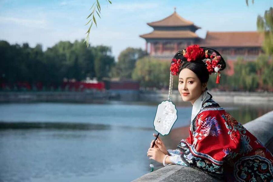 Beijing:Forbidden City Tour w/Traditional Costume Experience - What the private transfers are worth