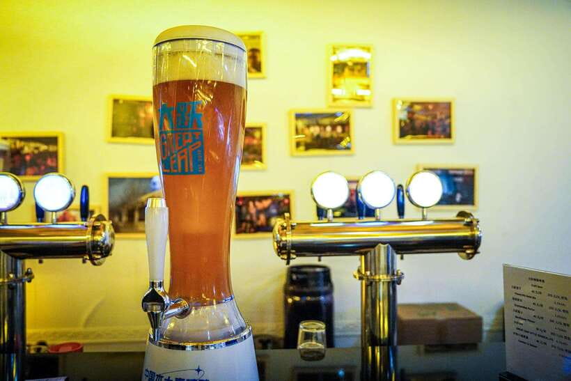Beijing: Hidden Gems Guided Food Tour with Beer and Tastings - Why this food walk works so well in Beijing