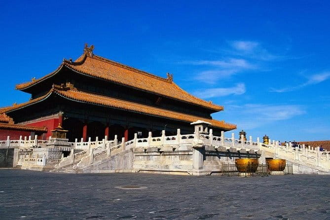 Beijing Historic City Guided Walking Tour + Calligraphy Creation - Yangmeizhu Byway, old lanes with new ideas