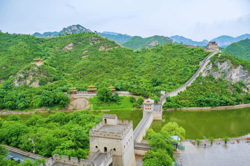Beijing: Huanghuacheng Lakeside Great Wall Bus/Private Tour - Who should book this Great Wall day?