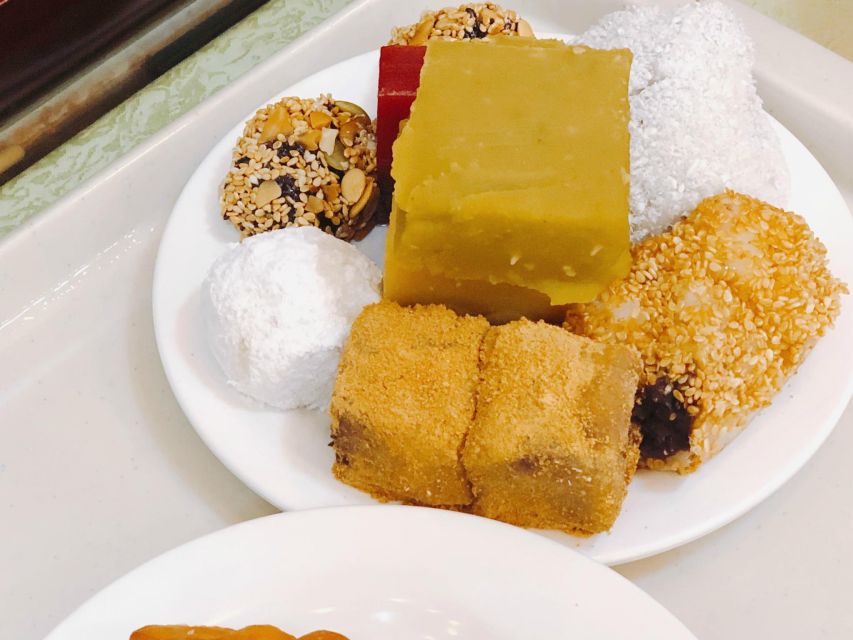 Beijing: Hutong Culinary Walking Tour with 15+ Tastings - How adventurous should you be?