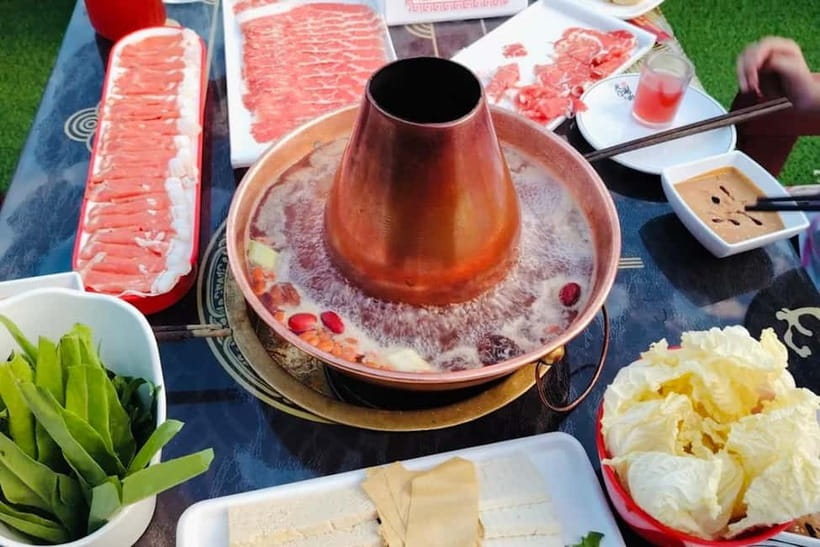 Beijing Hutong Dinner and Beer Walking Private Tour - Gulou East Avenue brings the snack course
