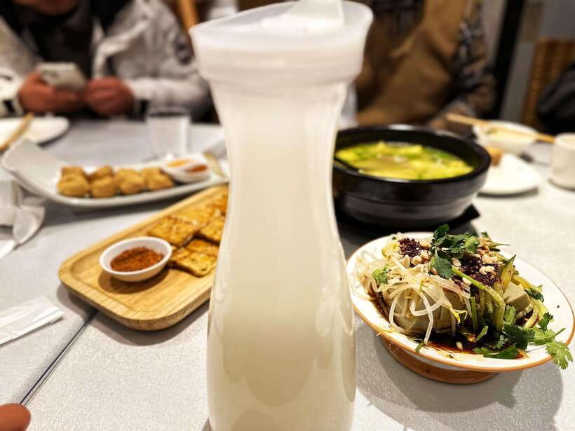 Beijing Hutong Food Crawl Delights: Peking duck, Hotpot&More - Key points before you book
