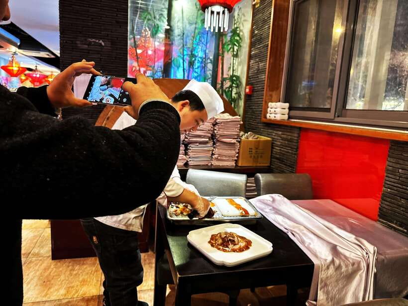 Beijing Hutong Food Crawl Delights: Peking duck, Hotpot&More - Three hours, three food traditions