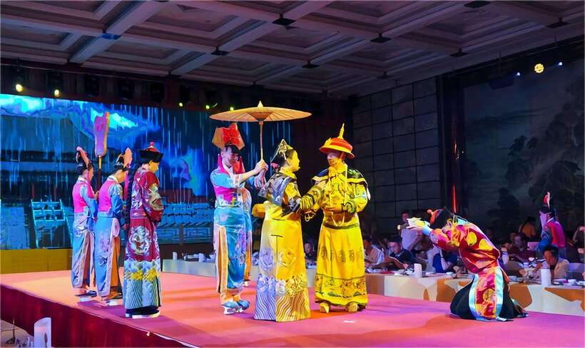 Beijing: Imperial Cuisine Experience & Cultural Performance - A museum where dinner tells the story
