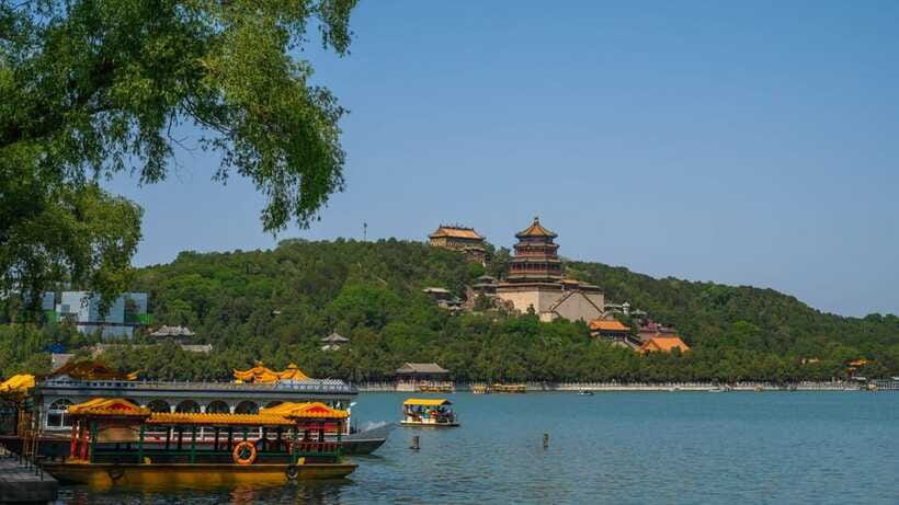 Beijing: Imperial Waterway Boat+Summer Palace SelfGuidedTour - The 28-minute royal water route