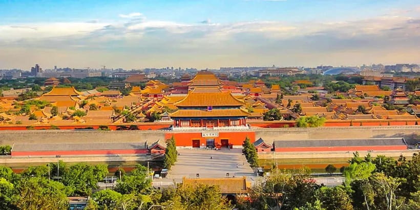 Beijing: Jingshan Park Entry Ticket - Why the location matters
