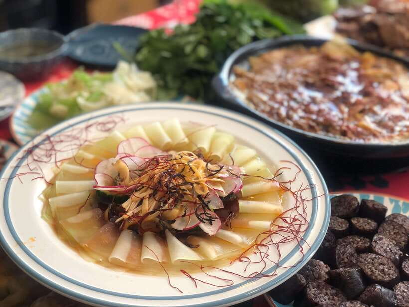 Beijing Market Tour with 10-course Family Feast - The 10-course meal, with room for surprises