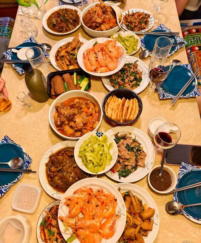 Beijing Market Tour with 10-course Family Feast - Is $119 a fair price?