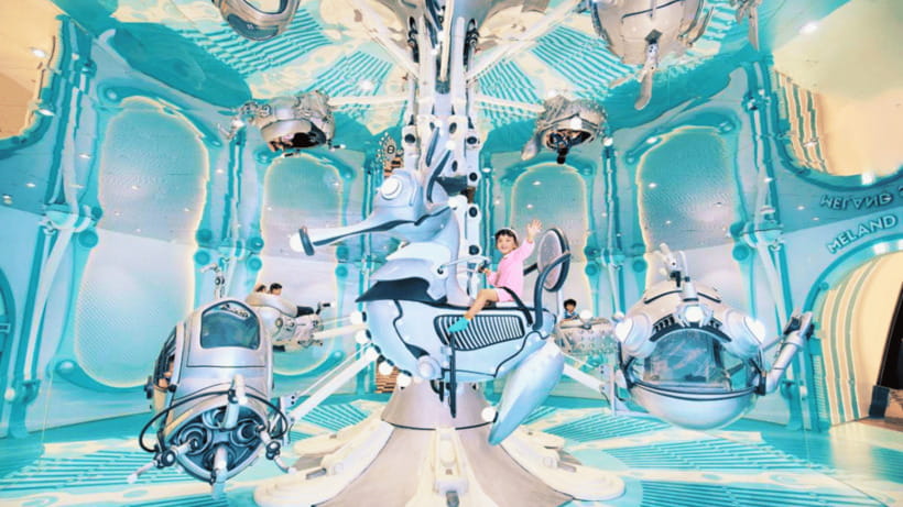 Beijing: Meland Club Indoor Playground Admission - Slides, climbing frames, and obstacle courses