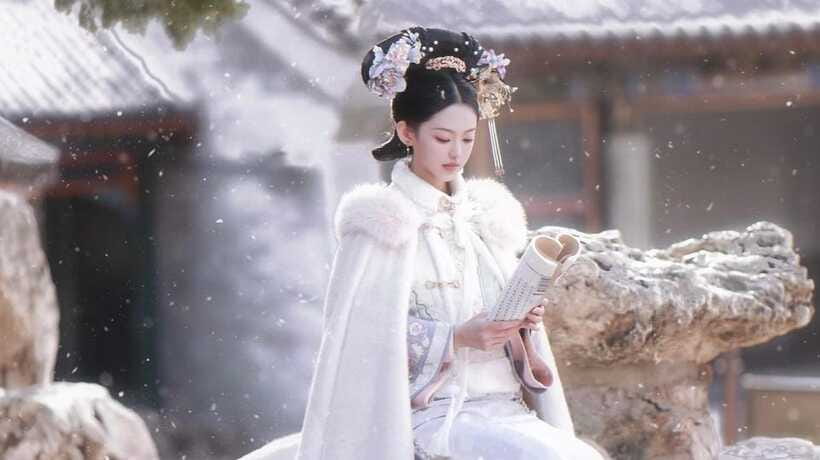 Beijing: Must-Try Chinese Ancient Costume Rental& Photoshoot - The afternoon Forbidden City tour
