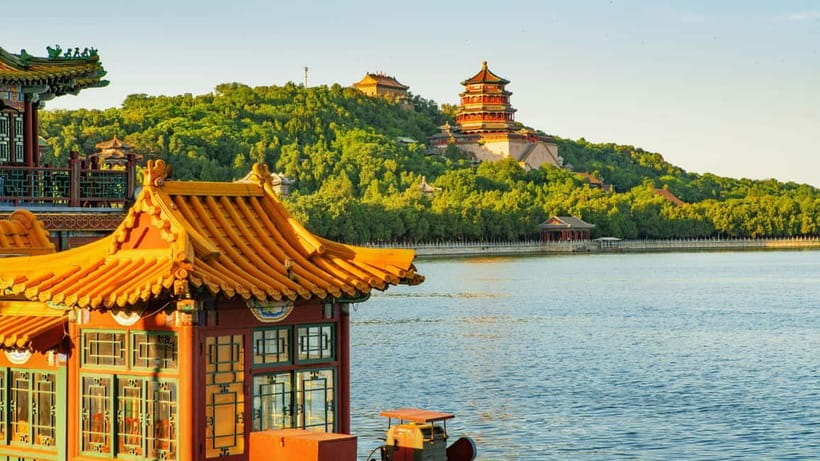 Beijing: Mutianyu Great Wall Ticket & AI Interactive Show - Private tours add comfort and control
