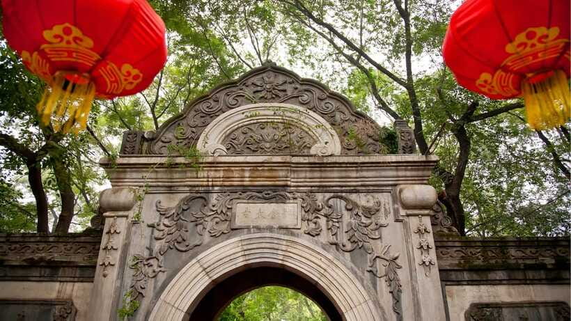 Beijing: Prince Kung's Palace Museum Ticket—Must-See Spot - Entering the largest Qing princely mansion
