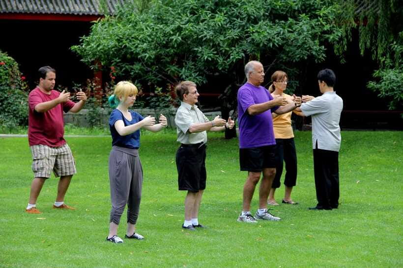 Beijing Private Tai Chi Class - Learning the nine-step form