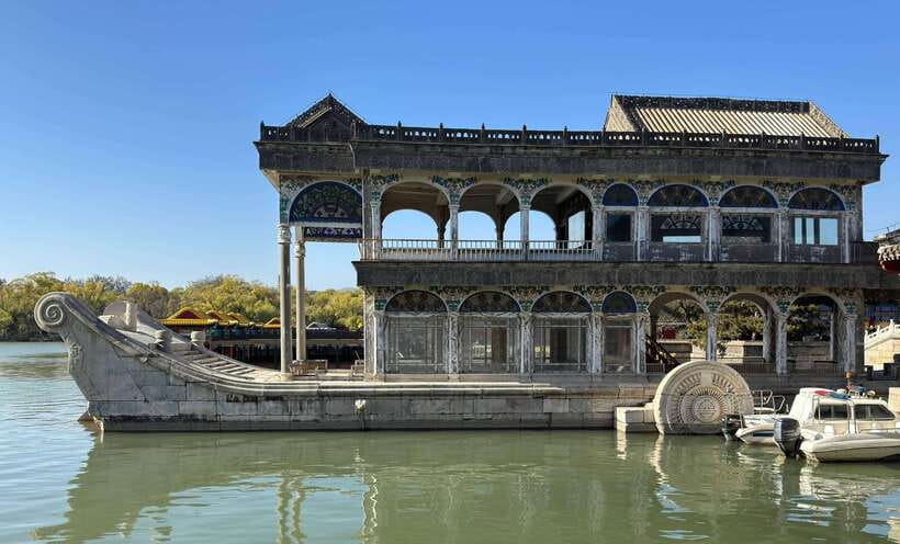 Beijing Private Tour: Summer Palace, Panda House and Options - Metro travel or private car?