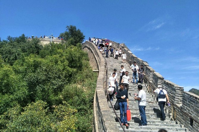 Beijing Private Transfer: Badaling Great Wall with VIP Past Pass - What the drivers do well