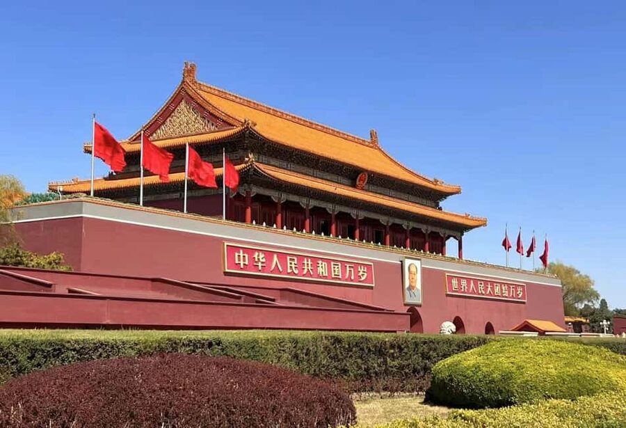 Beijing: Private Transfer to Great Wall & City Highlights - A Private Car Changes the Timing