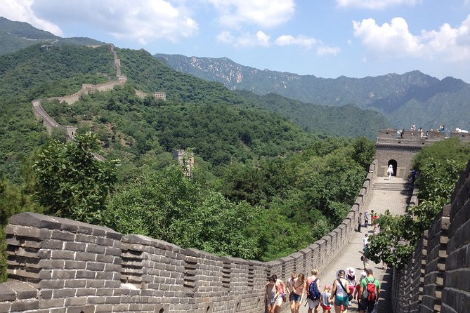 Beijing Private Transfer to Jinshanling or Simatai Great Wall - The drivers make the difference