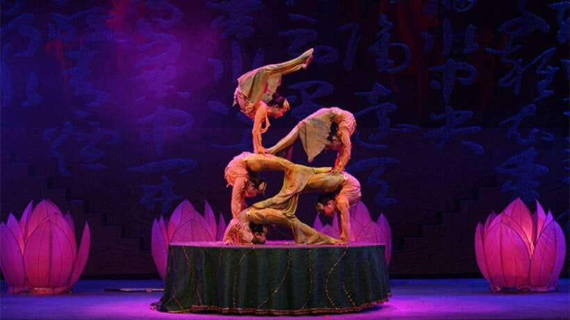 Beijing: Red Theatre Acrobatics Show Ticket-Local Must-See - The Ticket Process and Seat Planning