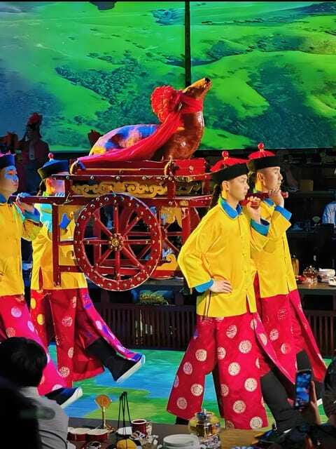 Beijing Royal Banquet with Chinese culture prefermance - Chinese performances during dinner