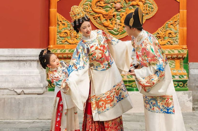 Beijing Traditional Hanfu Experience & Photoshoot for Groups - Meeting at Jinyu Hutong Station