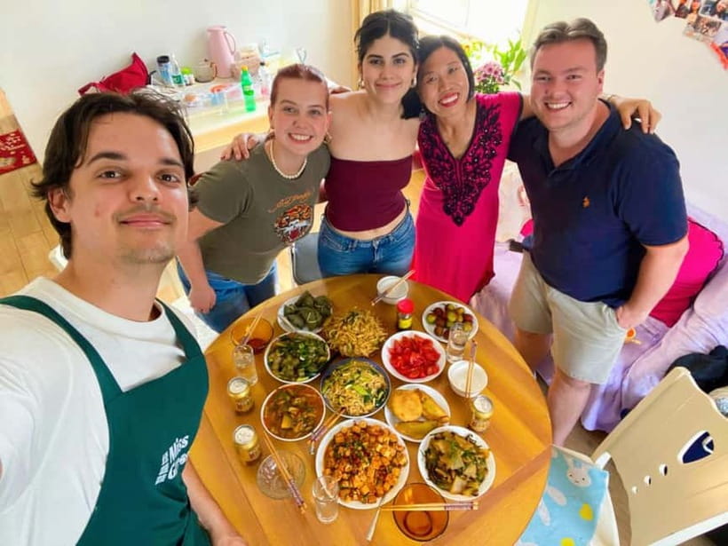 Beijing: Vegan Home Cooking & Local Market Tour with Sanxia - Shopping for dinner in Tongzhou