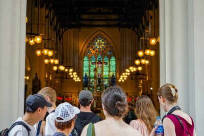 Between Capitalism & Communism: Hong Kong History Tip Based Tour